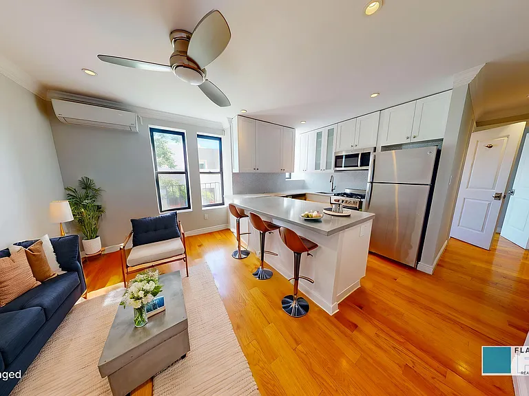 218 S 3rd St #33 — Photo 1