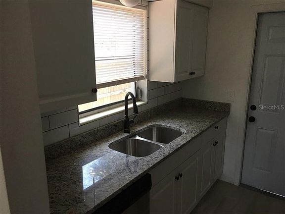4th image of 245 38th Ave SE