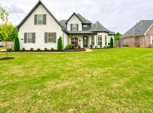 460 Cambridge Cv, Oakland, TN 38060