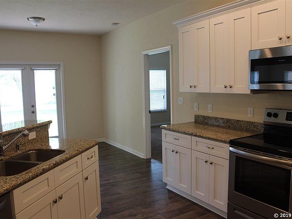 5th image of 2822 NW 67th Pl