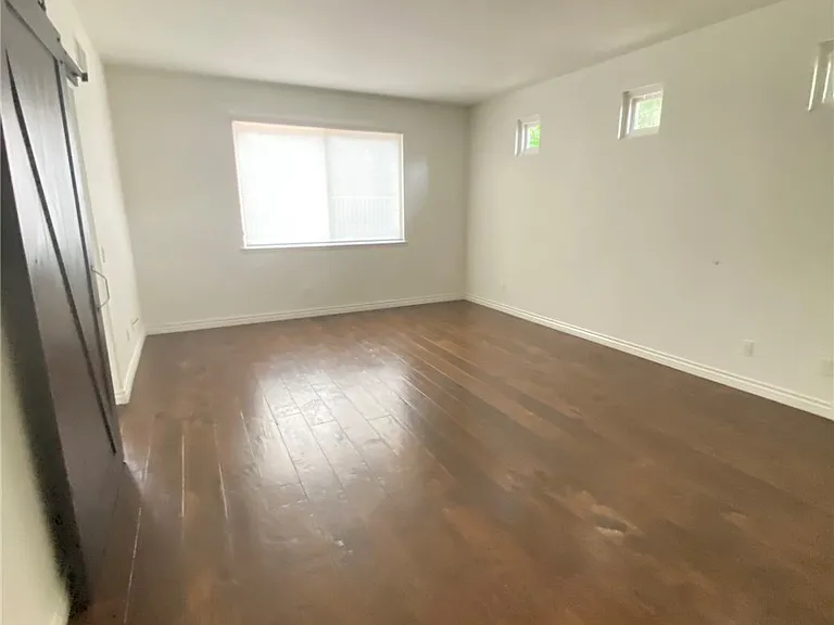 2510 Renata Ct — Photo 20