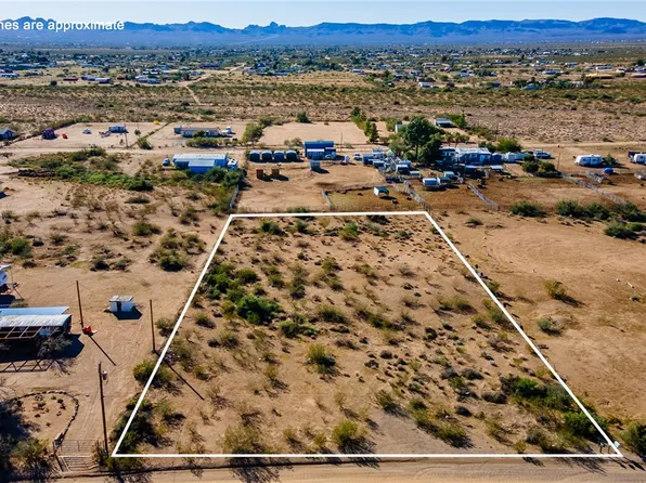 3675 N Ajo Rd, Golden Valley, AZ 86413