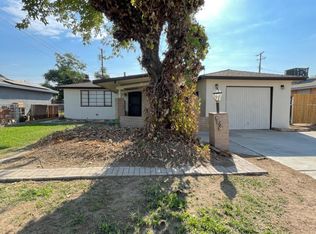 3212 S P St, Bakersfield, CA 93304