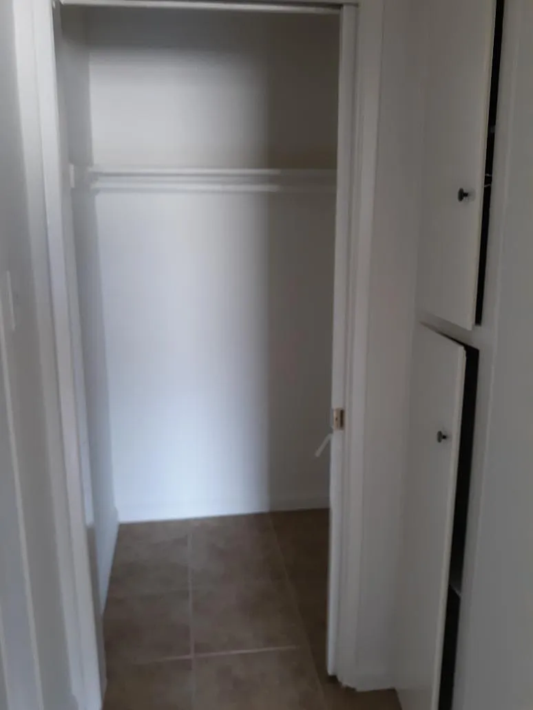 Building Photo - 11920 Inglewood Ave #15