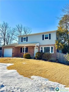 1717 W Minor St, Emmaus, PA, 18049