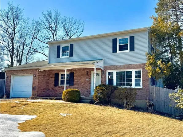 1717 W Minor St, Emmaus, PA 18049