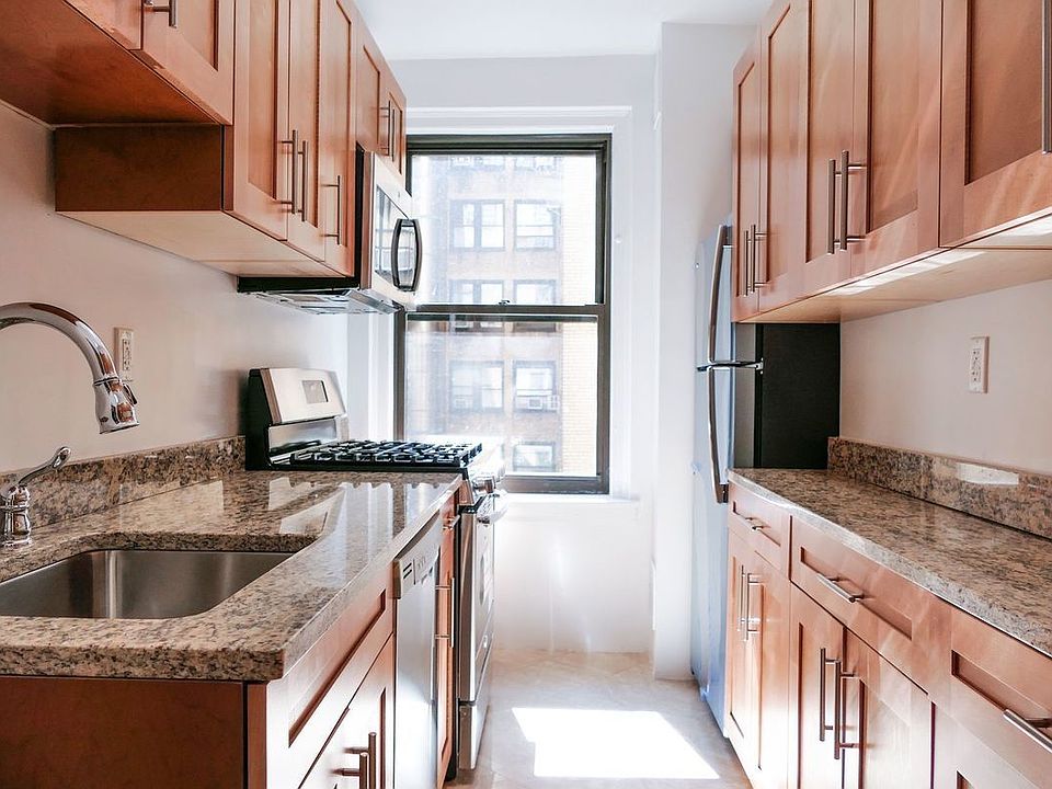 1st image of 404 E 55th St APT 11F
