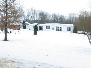 7685 Guernsey Lake Rd, Delton, MI 49046