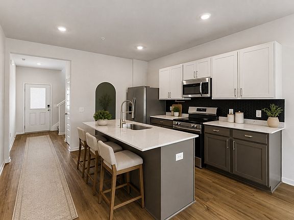5th image of 566 Trinity Way