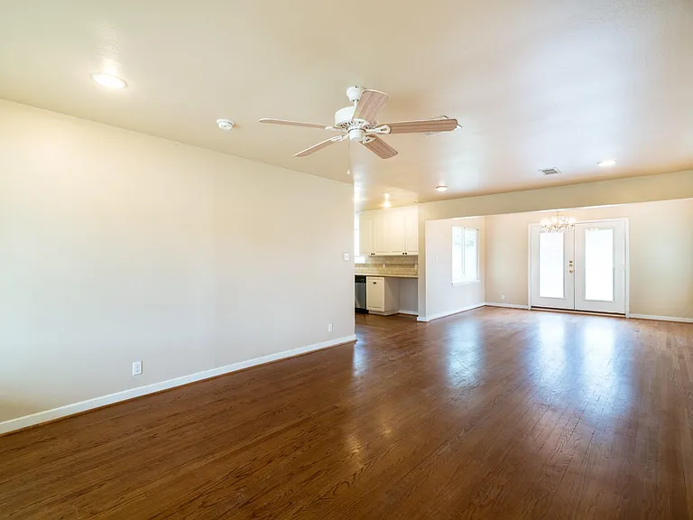 9718 Pine Lake Dr — Photo 9