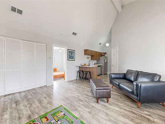 4th image of 4876 E Kentucky Avenue #F