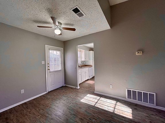 5th image of 10409 Golden Meadow Dr #B