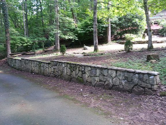 4th image of 192 Brookwood Dr