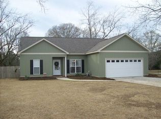 120 S Broadway St, Ashford, AL 36312