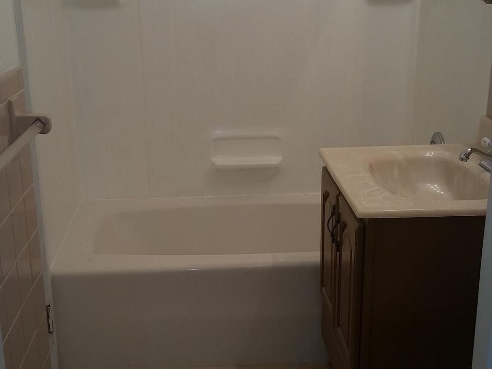 2nd image of 49 Holmes Rd #1