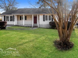 517 Peeble Rd, Hopkins, SC 29061