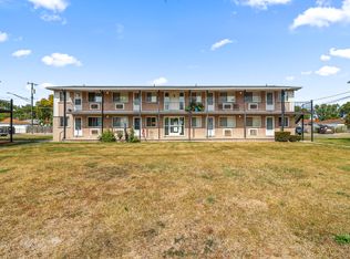 580 Harrison Blvd APT 61, Lincoln Park, MI 48146