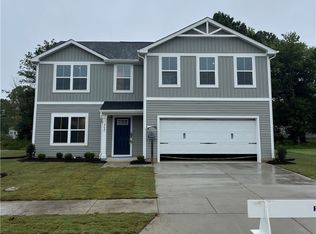 304 Pointers Dr, West Point, VA 23181