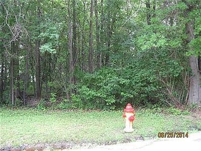 2nd image of E 24th St
