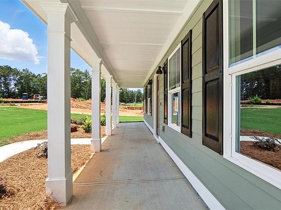 3rd image of 546 Rachel Ln