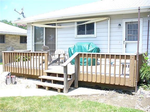 2nd image of 34562 Iris Ln