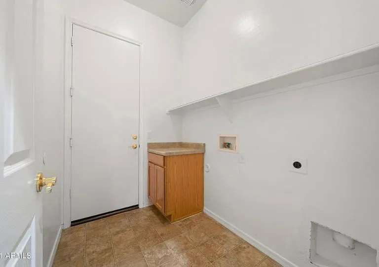 3010 W Languid Ln — Photo 29