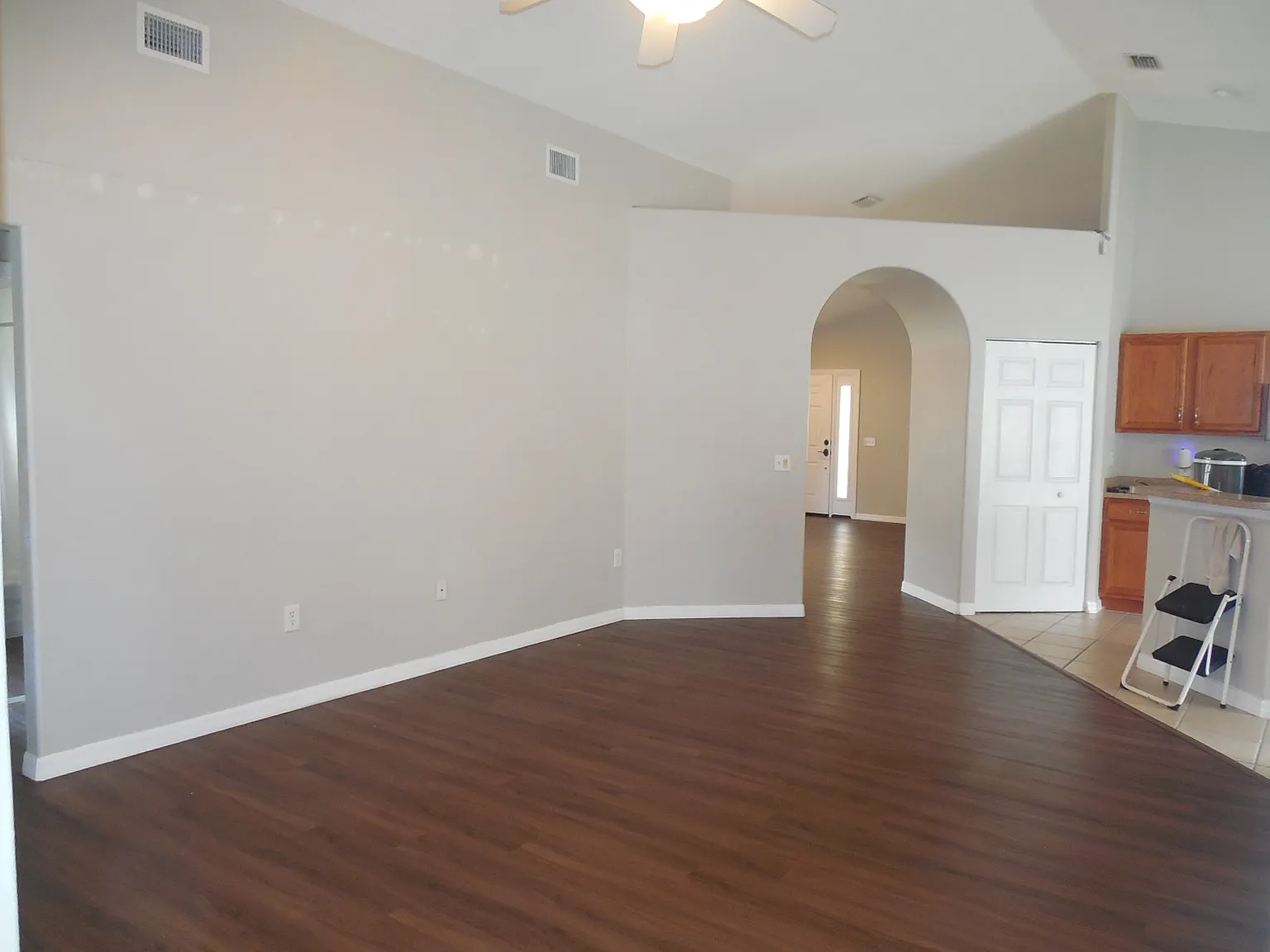 3 bed, 1684 sqft, $2,600 — Photo 4