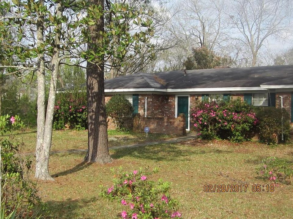 2nd image of 102 Weathersby Rd