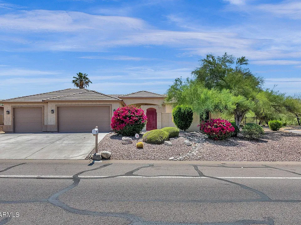 14052 N El Pueblo Blvd
