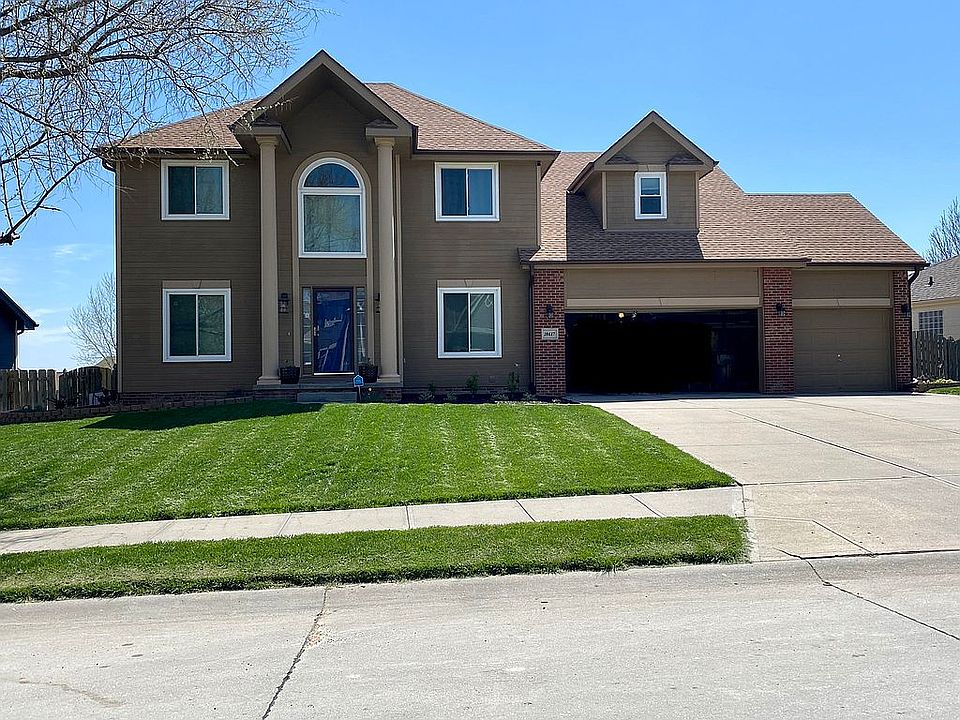 1st image of 18617 Hoich Dr