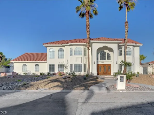 3220 Red Scott Cir, Las Vegas, NV 89117