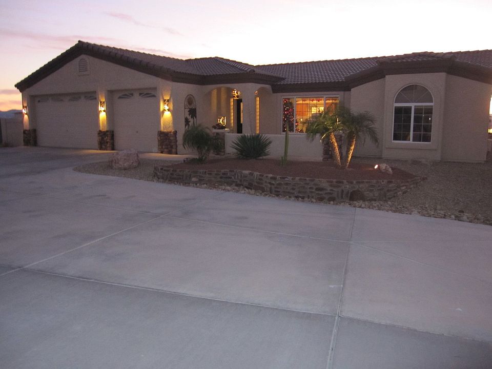 2nd image of 3542 Amberwood Pl