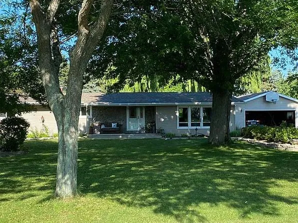 N5560 Townline Rd, Fond Du Lac, WI 54937