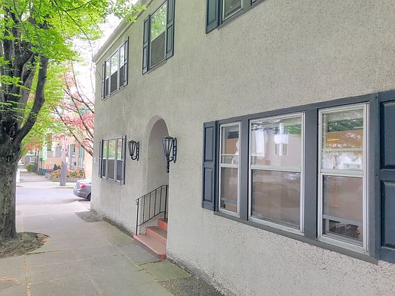 3rd image of 1035 SE 12th Ave APT 11