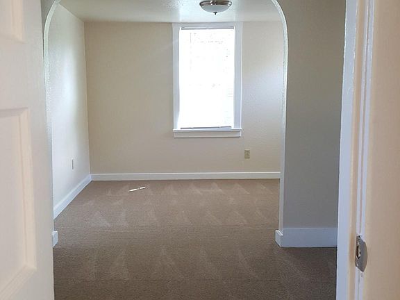 4th image of 1548 Elizabeth Ave APT 6