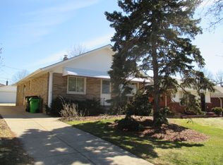 5235 E 102nd St, Garfield Heights, OH