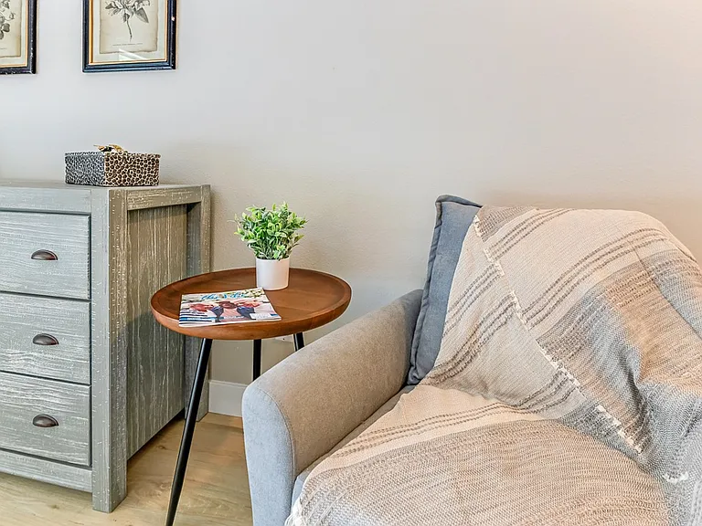 Encinitas Senior Living - 55+ Active Adult Apartments — Photo 9