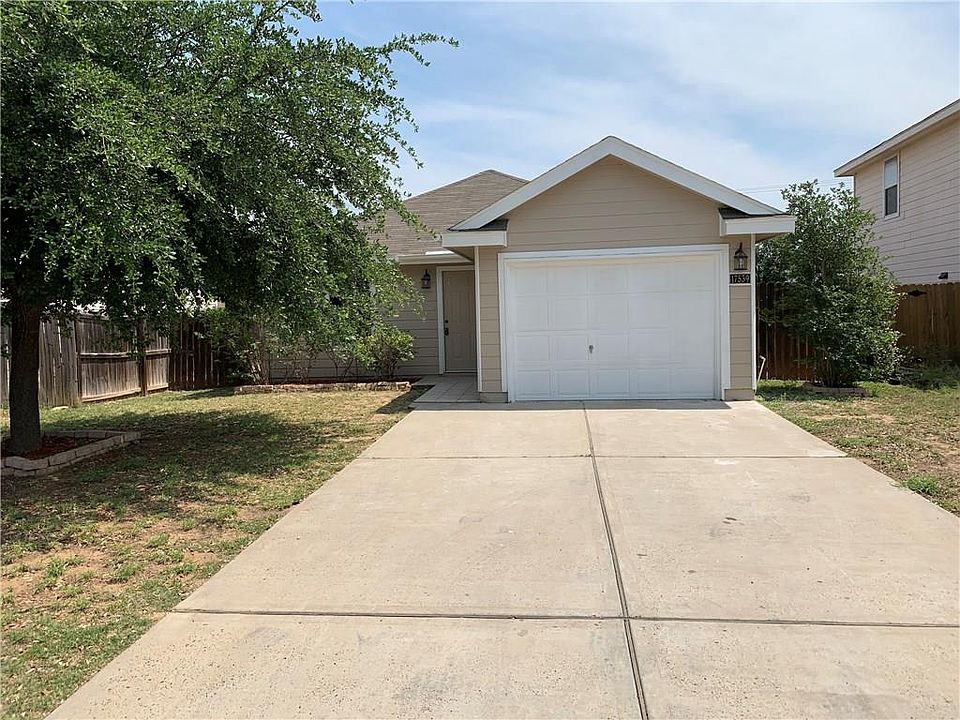 1st image of 17539 College Port Dr