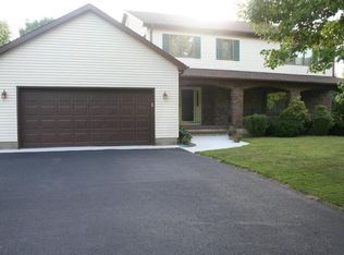 696 Princess Ct, Toms River, NJ