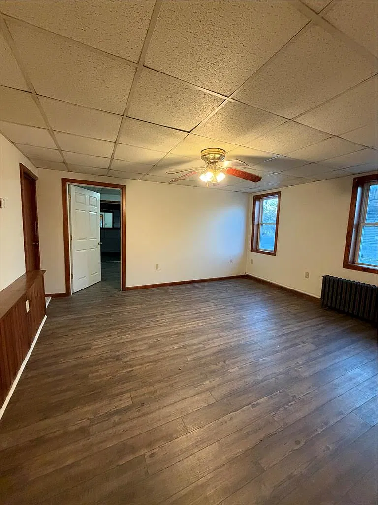 2 bed, 700 sqft, $1,100 — Photo 3