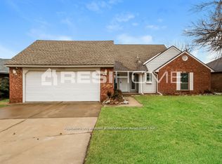 2021 Silvertree Ln, Edmond, OK 73013