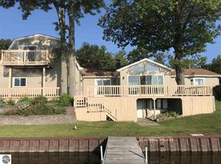 8709 Kokosing Rd, Hale, MI 48739