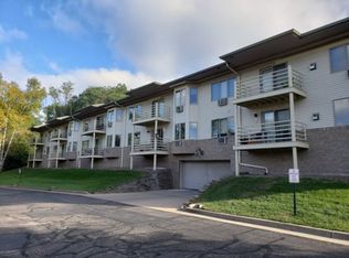 Oak Ridge Apartments, Eau Claire, WI 54701