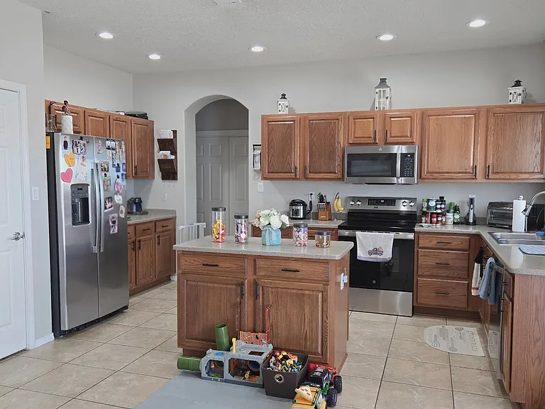 970 Carnival Ct NW — Photo 6