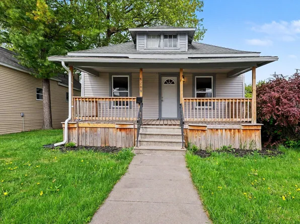 1200 Fitzhugh St, Bay City, MI 48708
