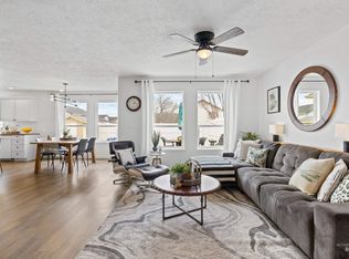 6062 S Tambourine Ave, Boise, ID 83709