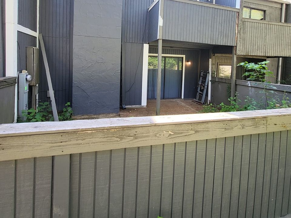 1st image of 6472 Kirby Trees Dr #1