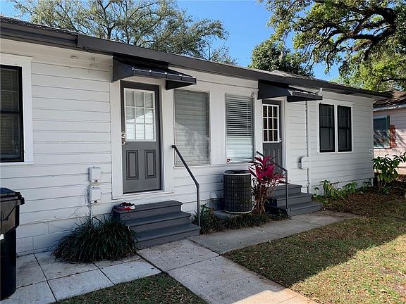 3rd image of 607 609 611 E Harwood St