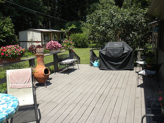 3rd image of 7827 Parkshore Cir