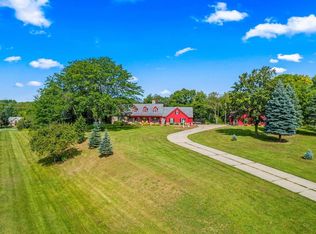 W297N931 Kings Way, Waukesha, WI 53188